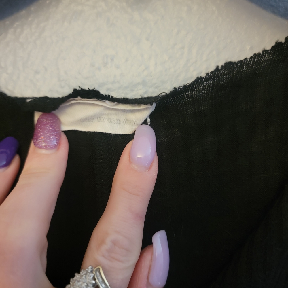 Drawstring Ruched Crop Top in Black - Picture 2 of 3